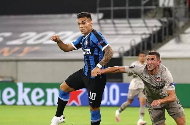  那不勒斯三叉戟火力全开客场血洗对手